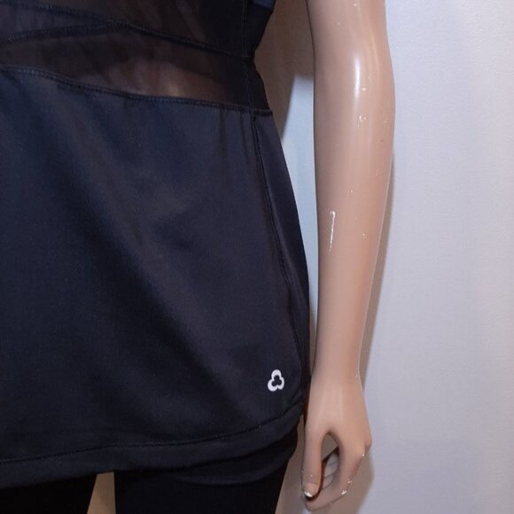 Titika Athletic Mesh TShirt Womens Size 10 Black Short Sleeve Sheer Fitted - Picture 5 of 9